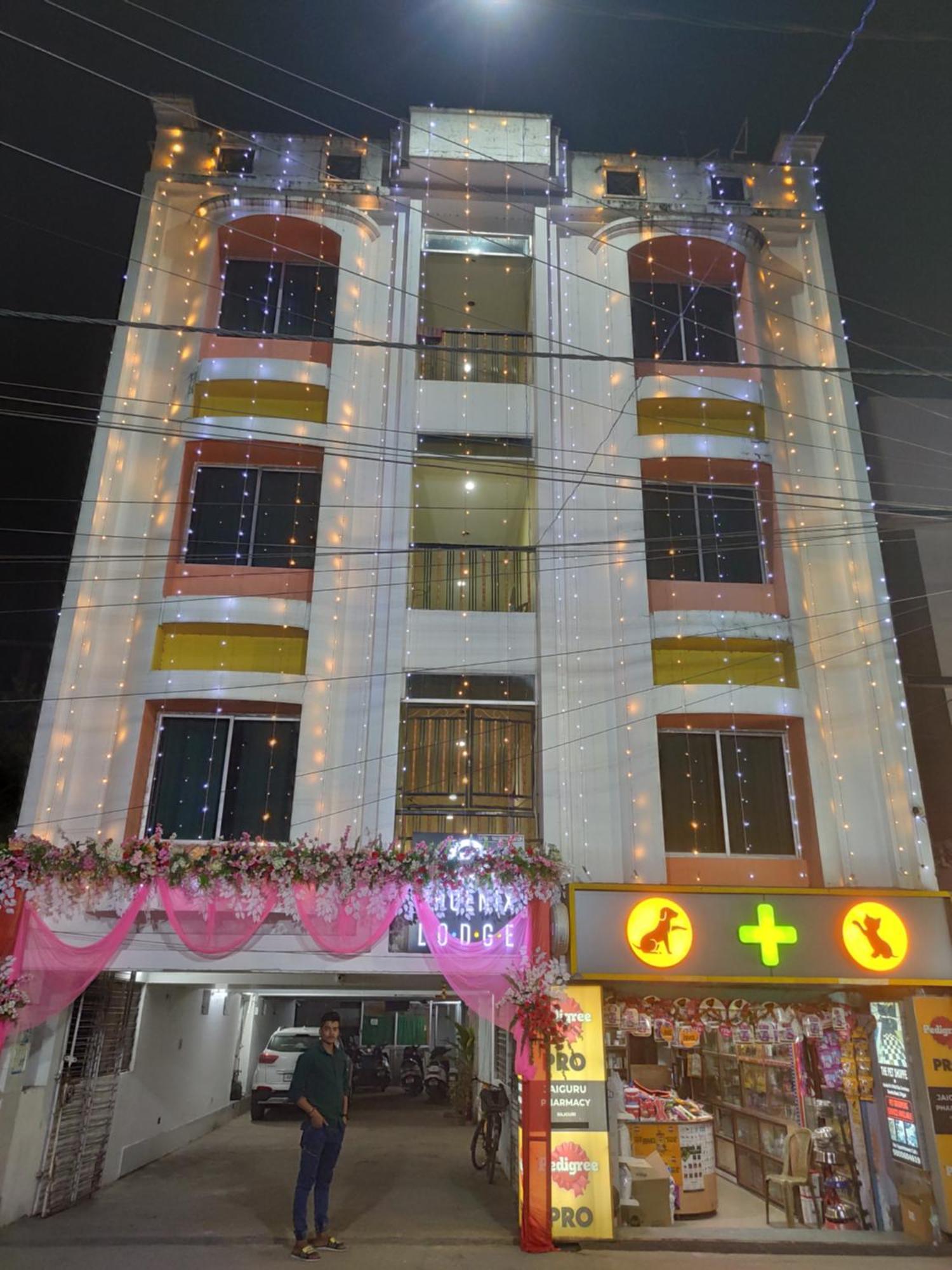 Phoenix Lodge Shiliguri Exterior foto